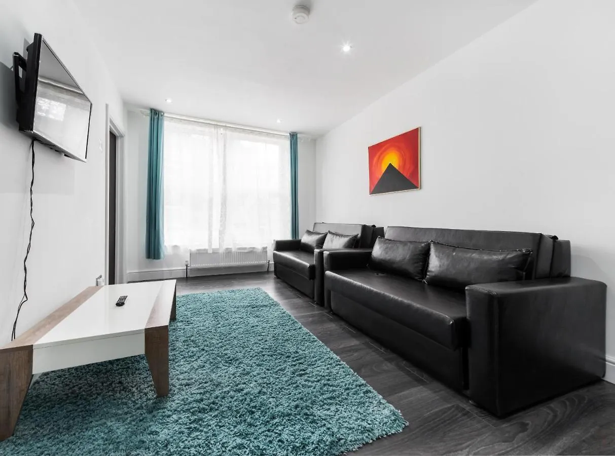 Aldgate Flats Apartment London United Kingdom