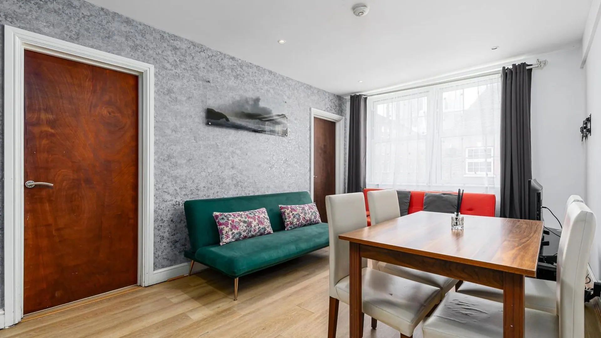 Aldgate Flats Apartment London 0*,  United Kingdom