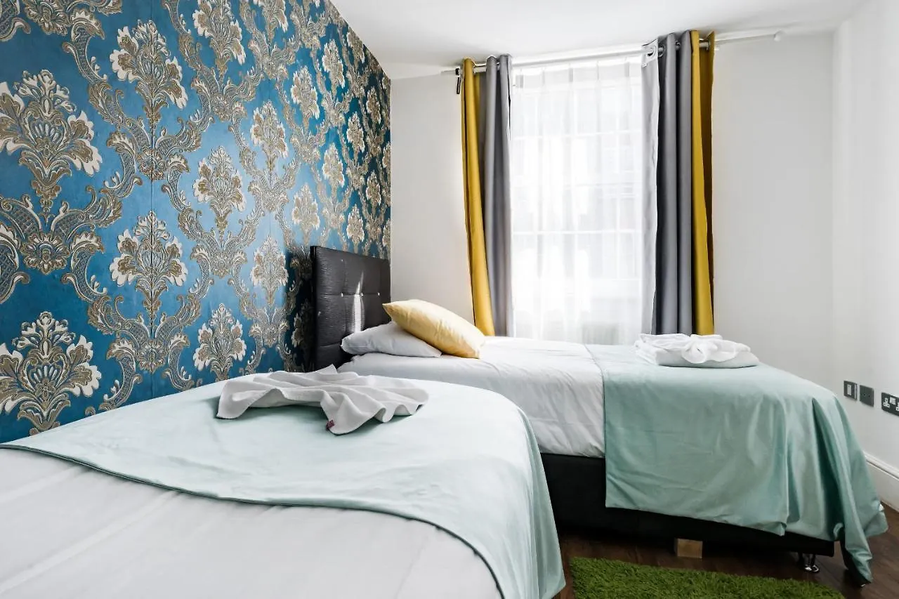 Aldgate Flats Apartment London United Kingdom
