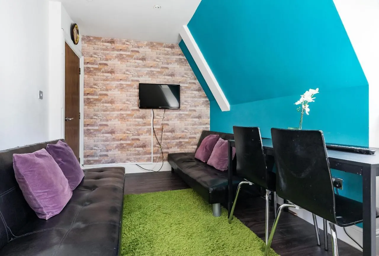 Aldgate Flats Apartment London 0*,