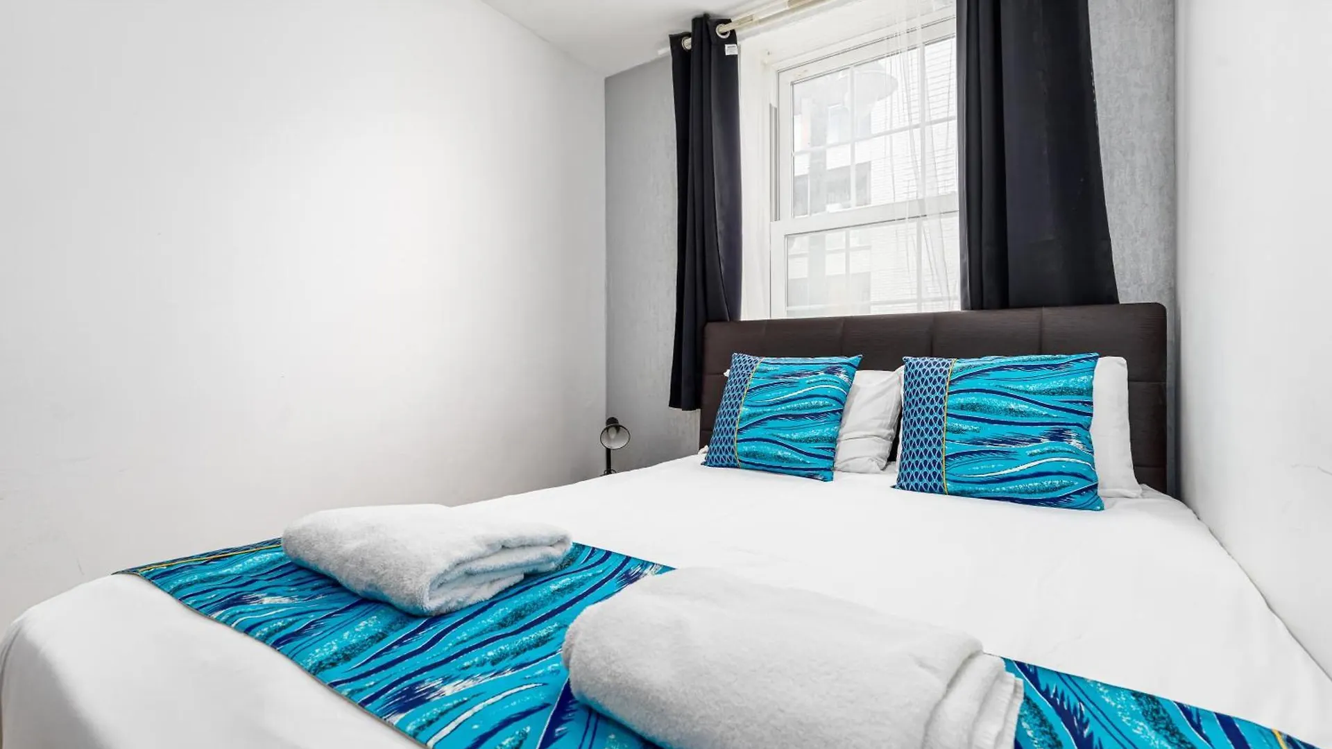Aldgate Flats Apartment London United Kingdom