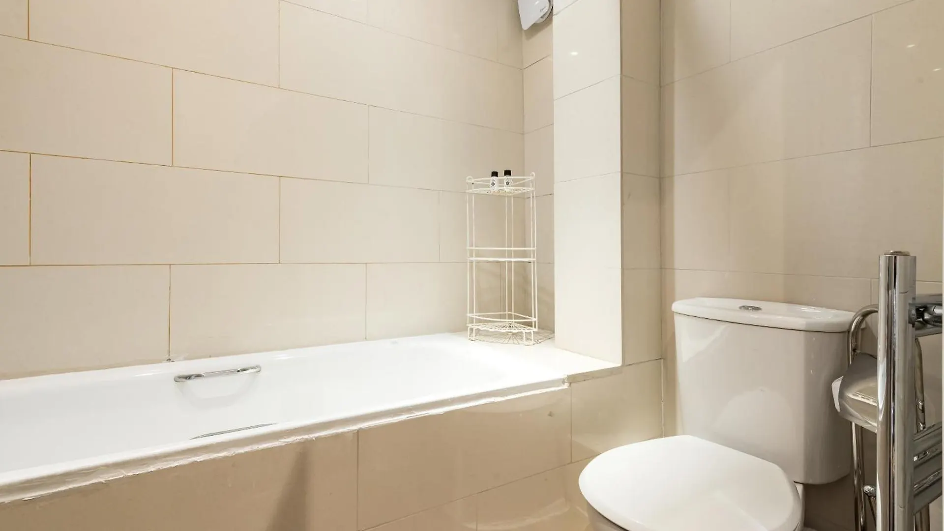 דירות לונדון Aldgate Flats 0*,